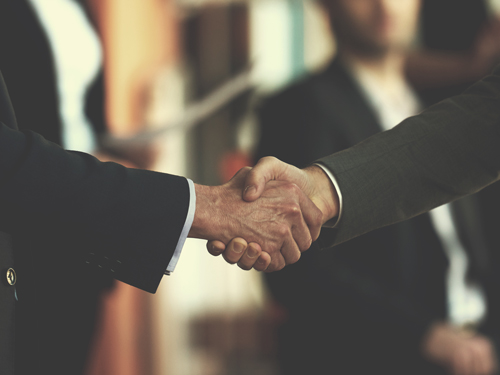 全力扶持 指导培训